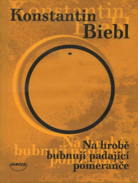 Na hrobě bubnují padající pomeranče - 