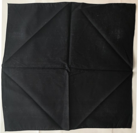 Čierna šatka - Pevná tkanina (50 x 50 cm)